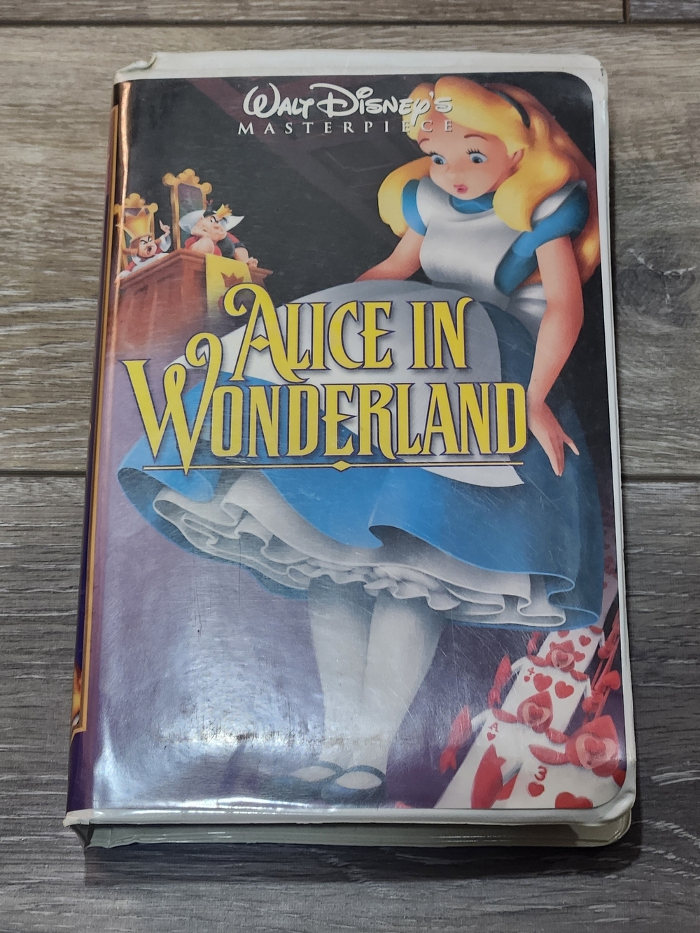 Alice in Wonderland (VHS Tape, 1997, Walt Disney Home Entertainment)